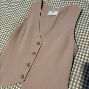 Aritzia Babaton Vest